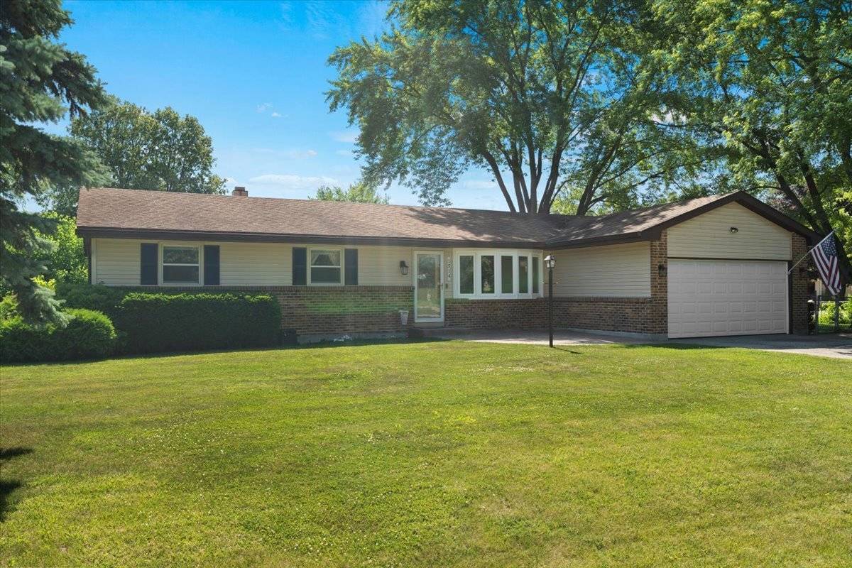 Mchenry, IL 60050,1514 N North AVE