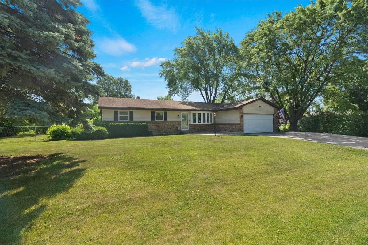 Mchenry, IL 60050,1514 N North AVE