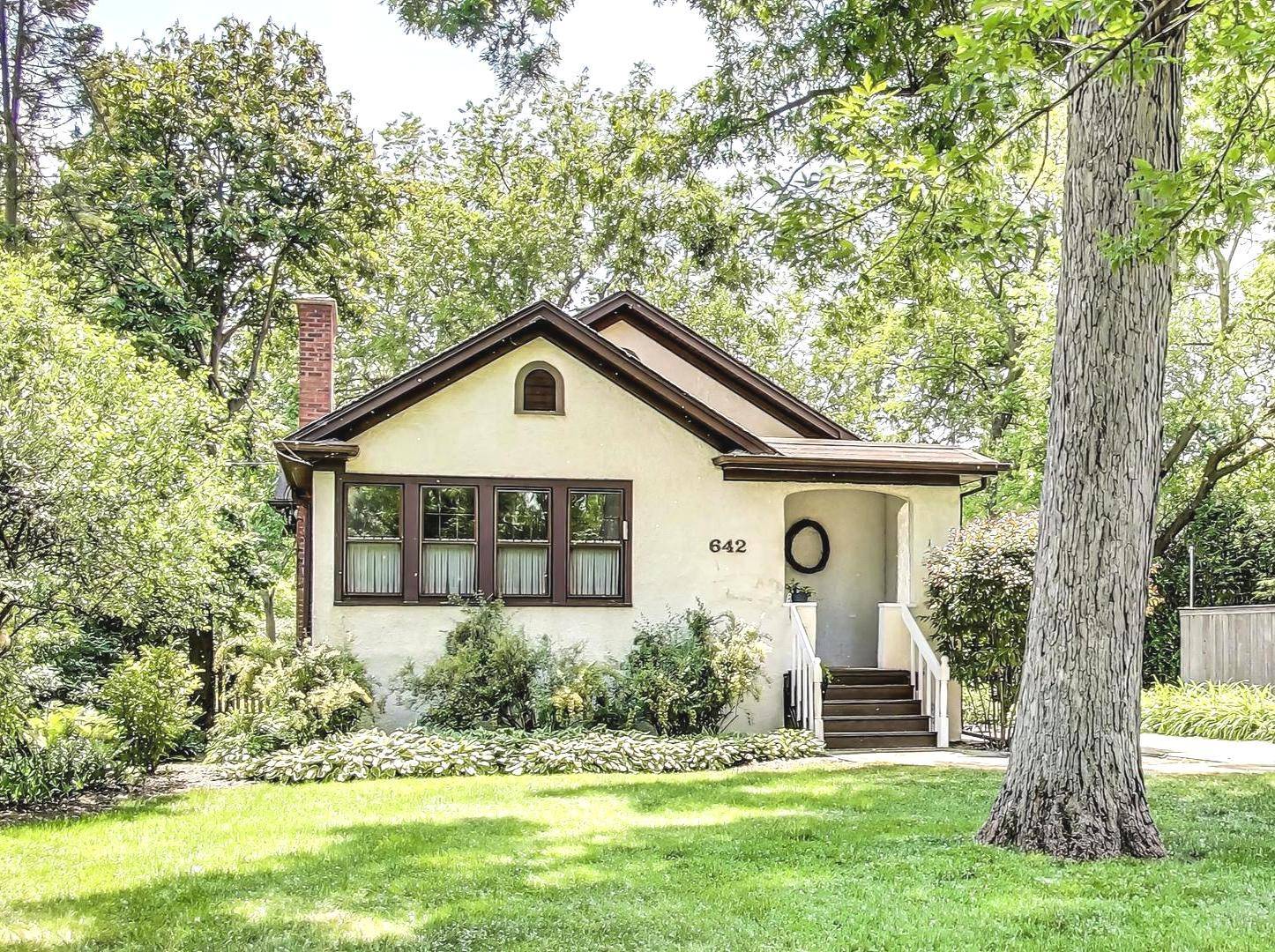 Highland Park, IL 60035,642 Gray AVE