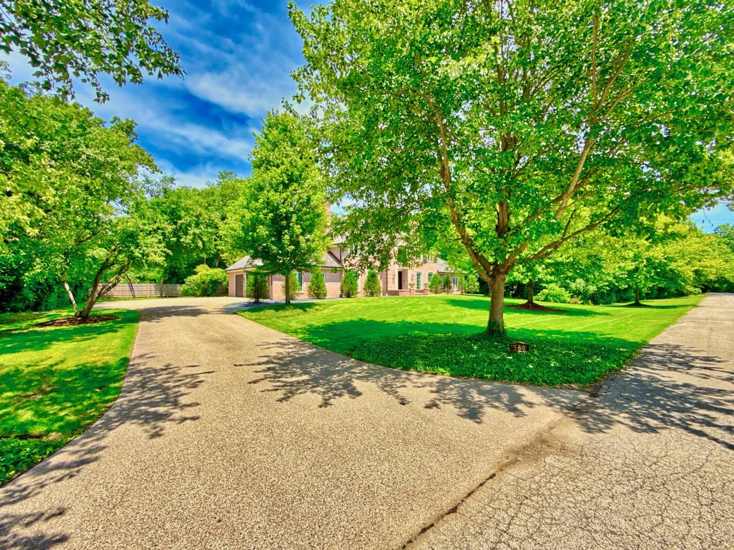 Lake Forest, IL 60045,560 Jacqulyn LN