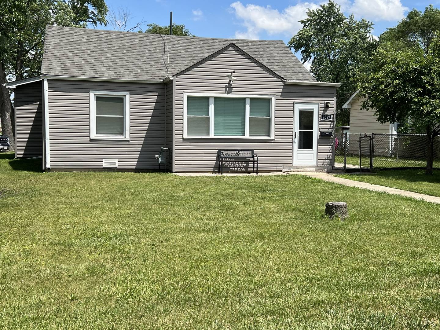 Melrose Park, IL 60164,2057 Emerson AVE