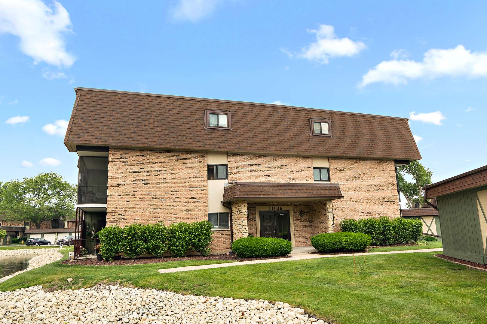 Palos Hills, IL 60465,11138 Center RD #E22