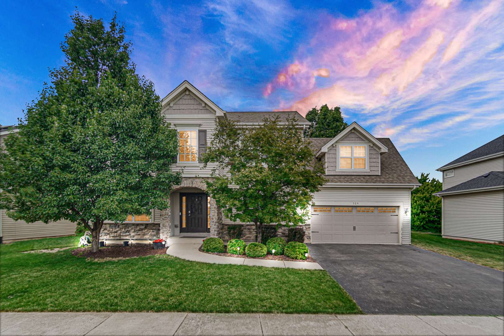 Romeoville, IL 60446,504 W Hillcrest DR