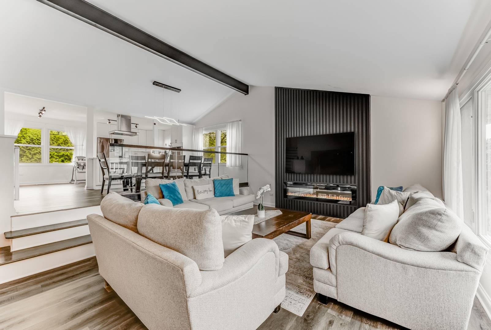 Palos Hills, IL 60465,8515 Broadmoor DR