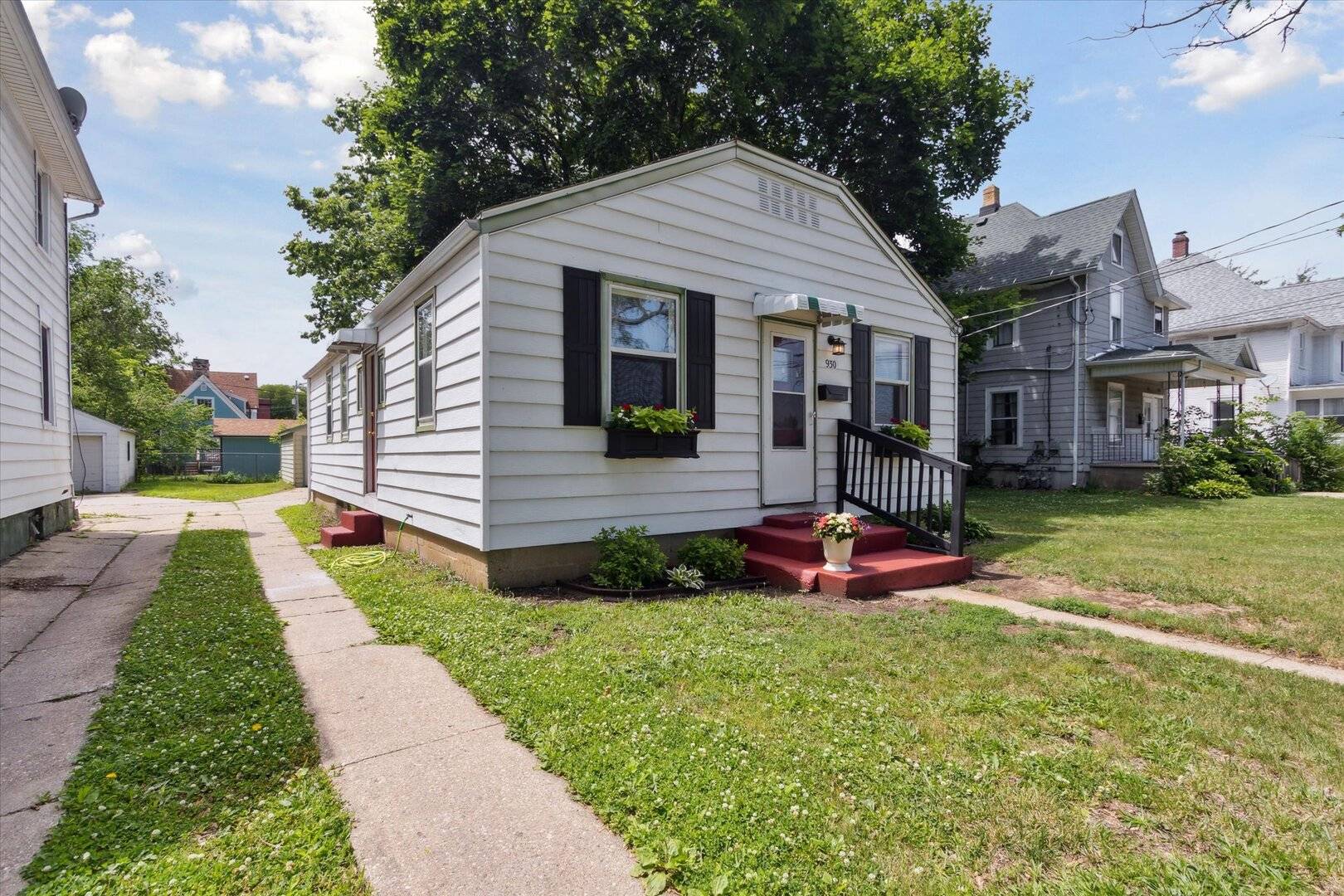 Beloit, WI 53511,930 Harrison AVE