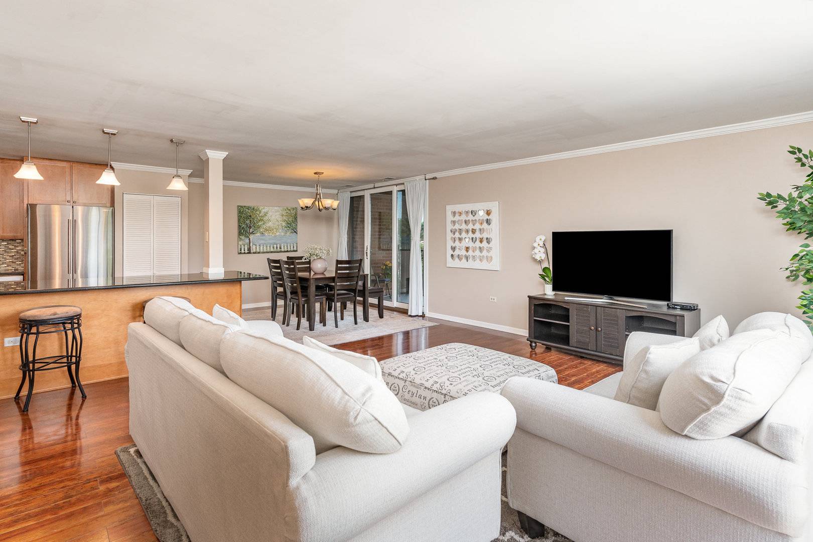 Indian Head Park, IL 60525,123 Acacia CIR #314