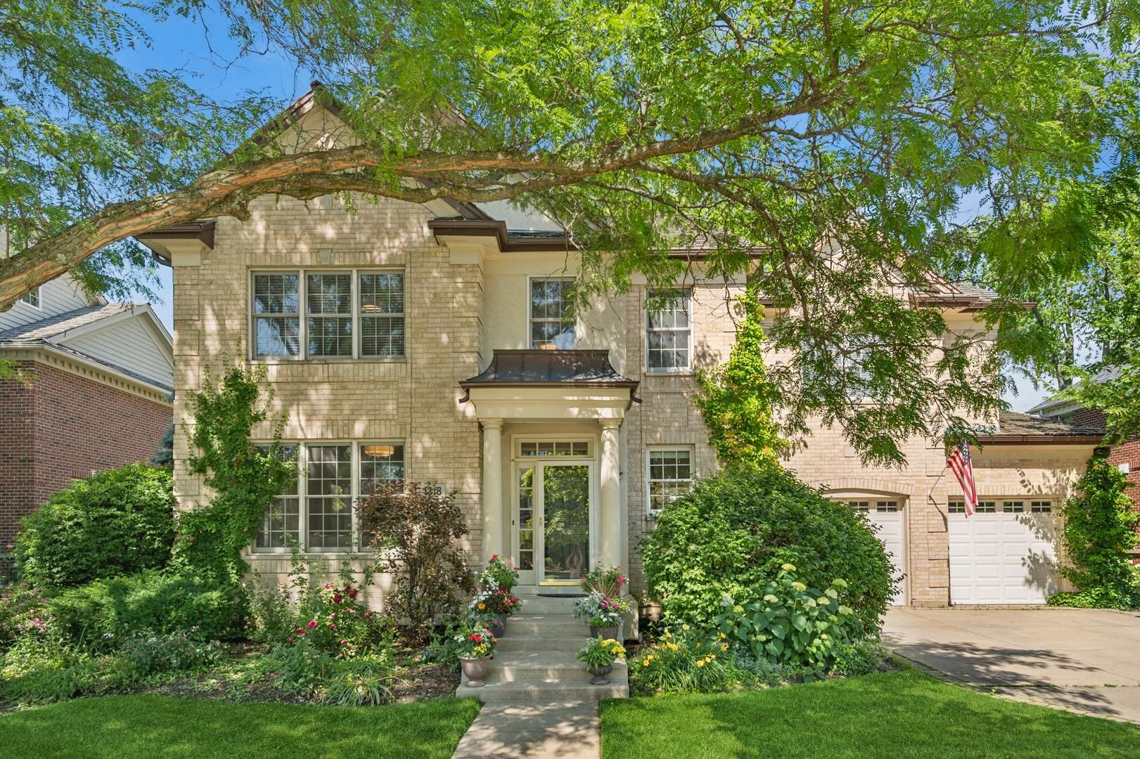Glenview, IL 60026,1318 Bennington CT