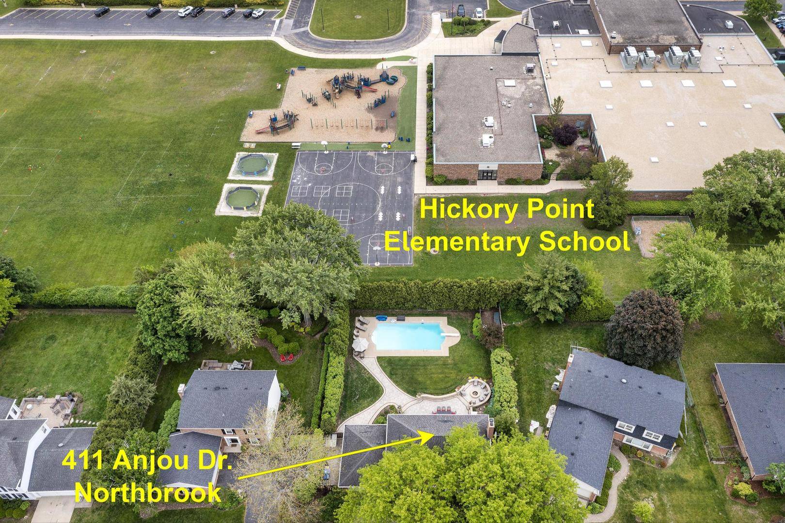 Northbrook, IL 60062,411 Anjou DR