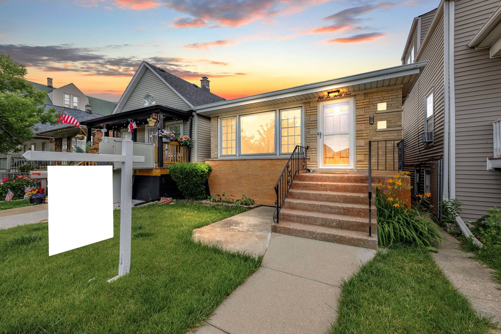 Chicago, IL 60638,5631 W 64th PL