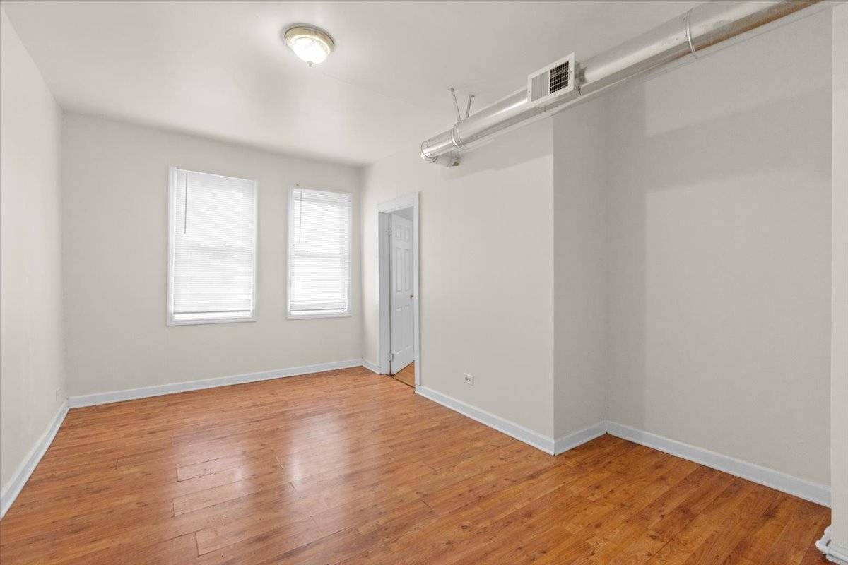 Chicago, IL 60609,4841 S Loomis BLVD #2