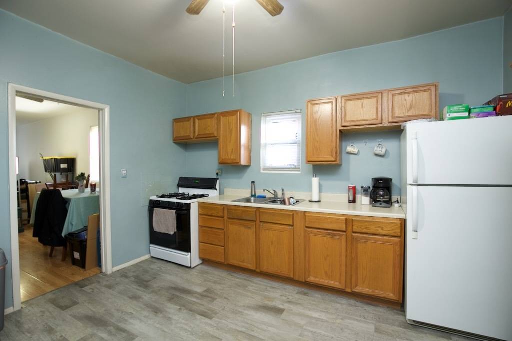 Chicago, IL 60647,1722 N Kimball AVE #2