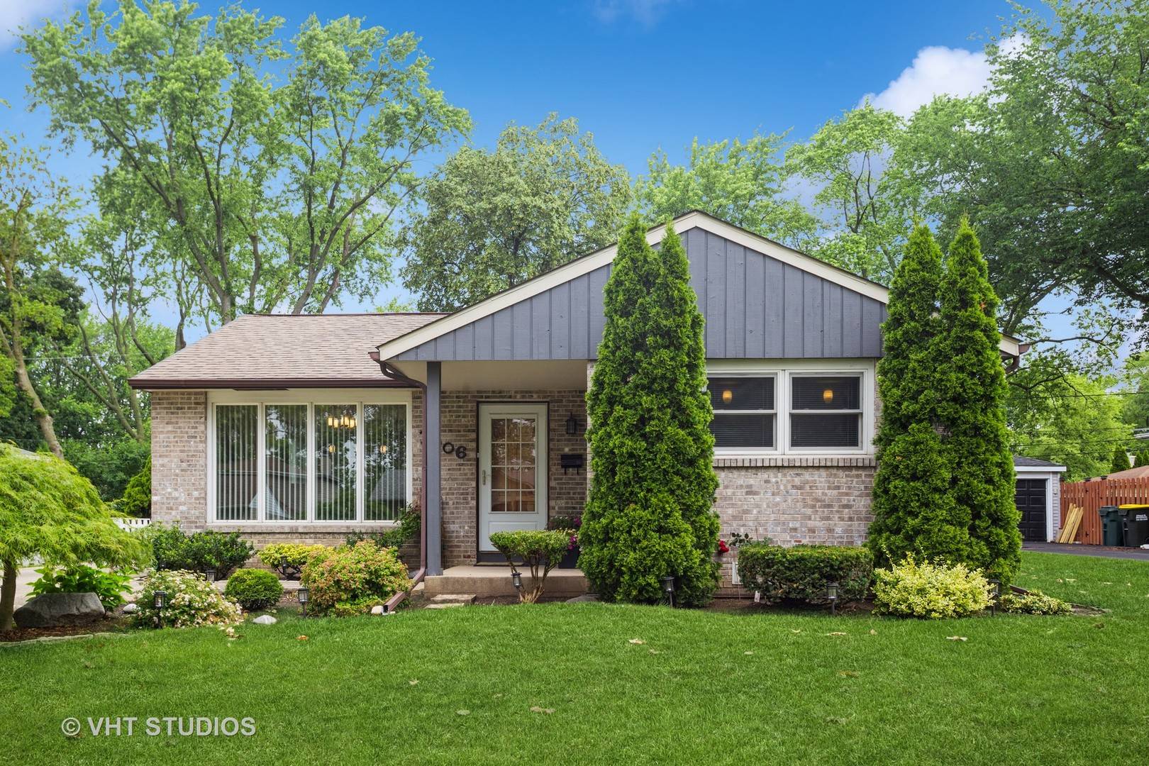 Rolling Meadows, IL 60008,3006 Thrush LN