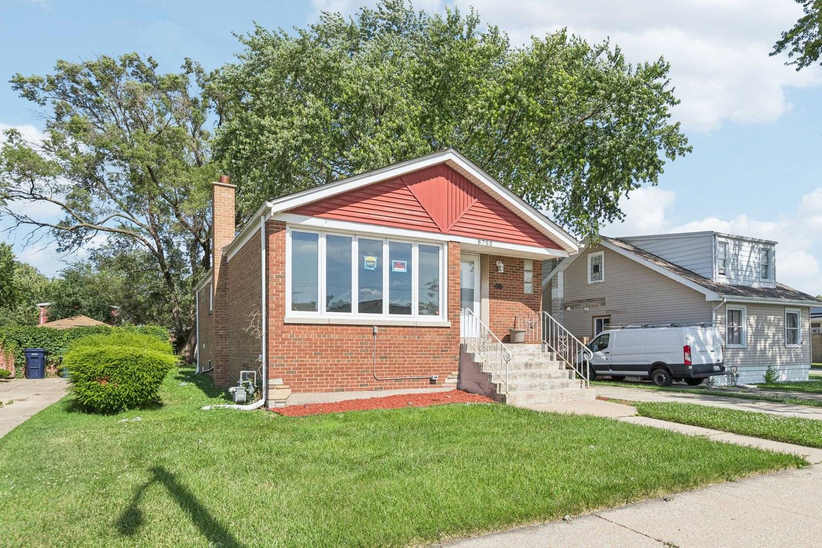 Evergreen Park, IL 60805,8753 S TROY AVE