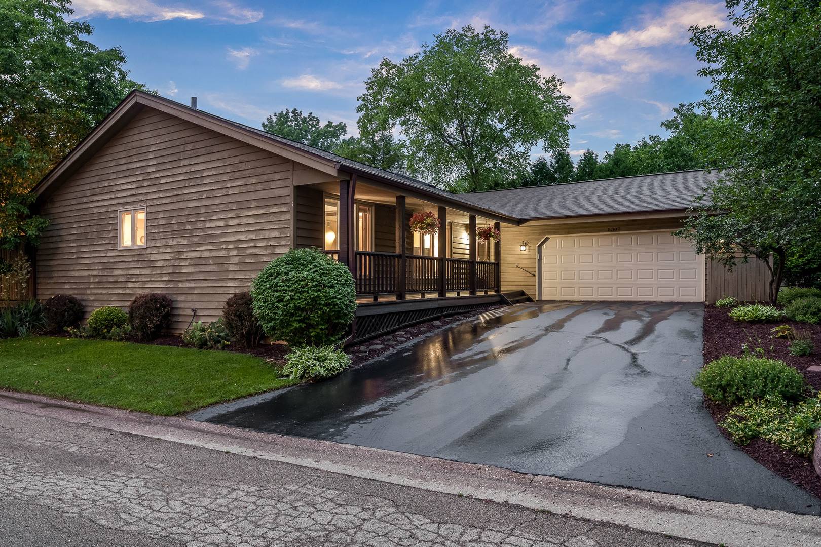 Rockford, IL 61114,5307 GINGERIDGE LN