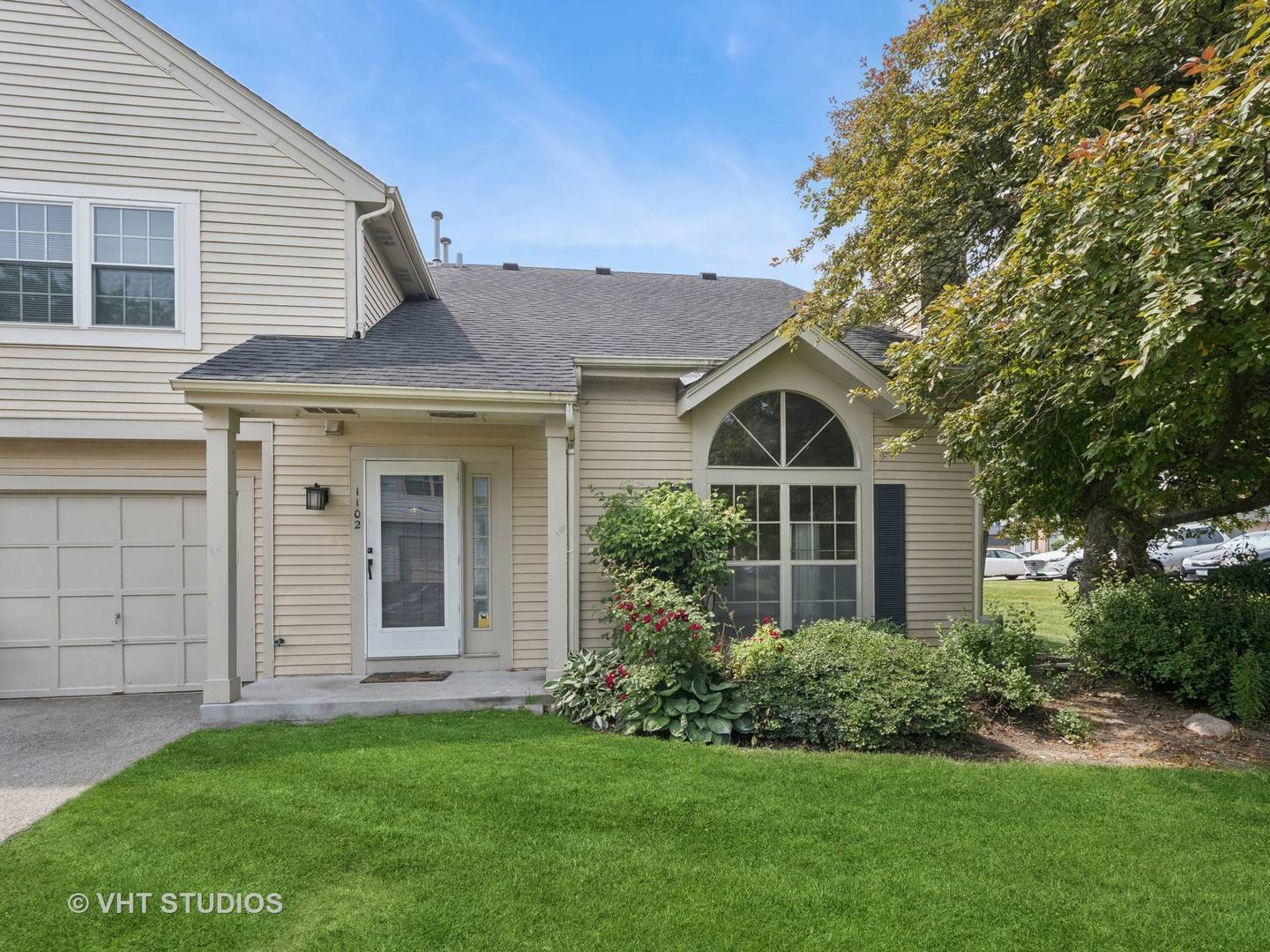 Palatine, IL 60067,1102 N Knollwood DR