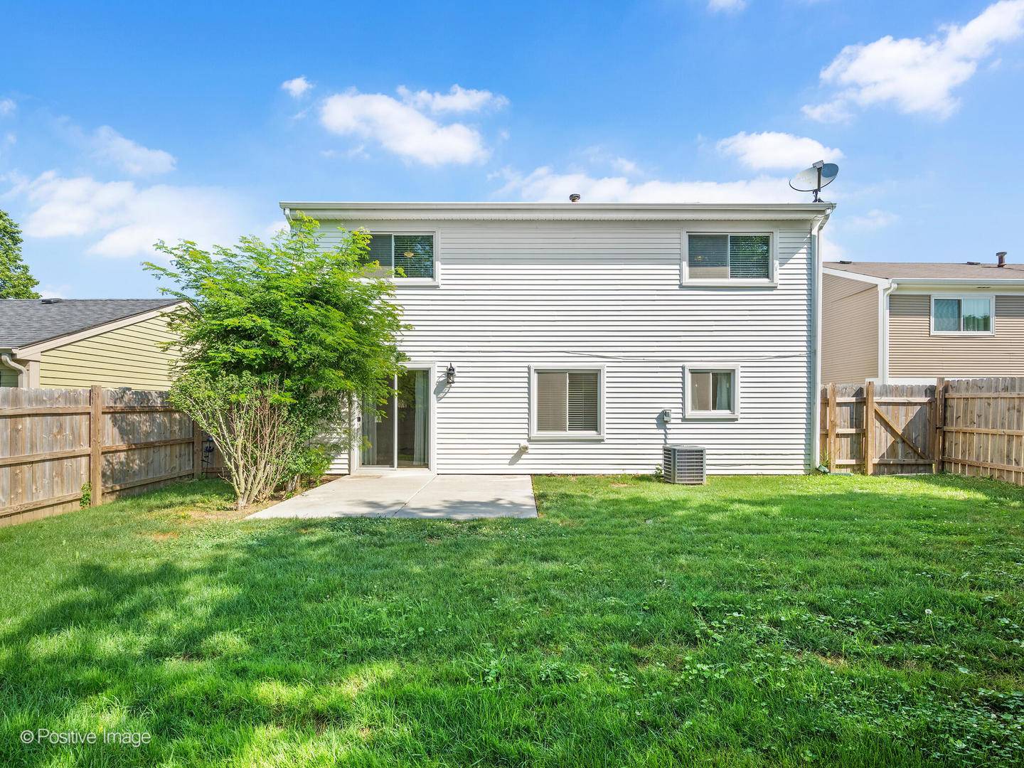 Roselle, IL 60172,865 W Bryn Mawr AVE