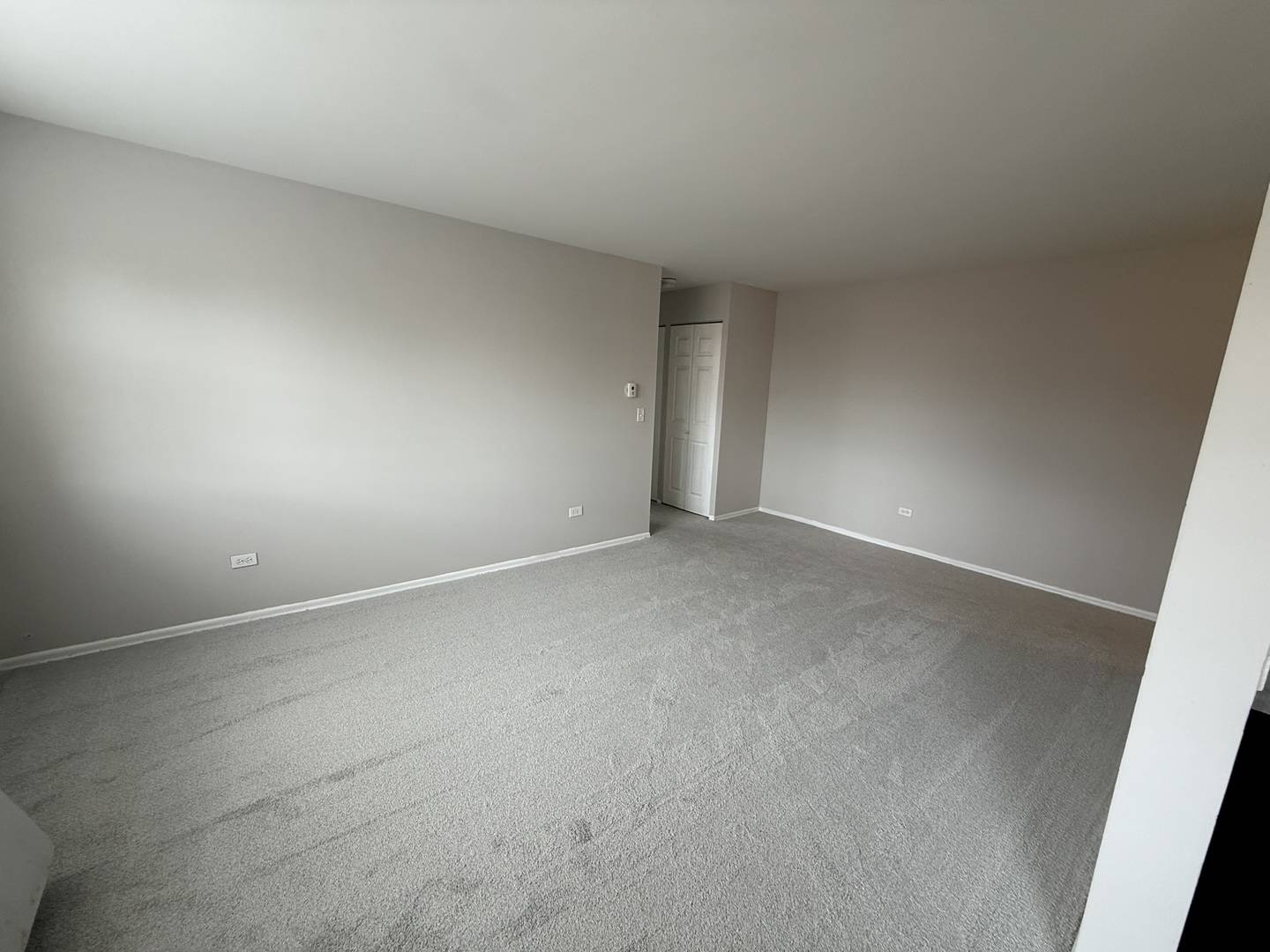 River Grove, IL 60171,3001 Thatcher AVE #2M