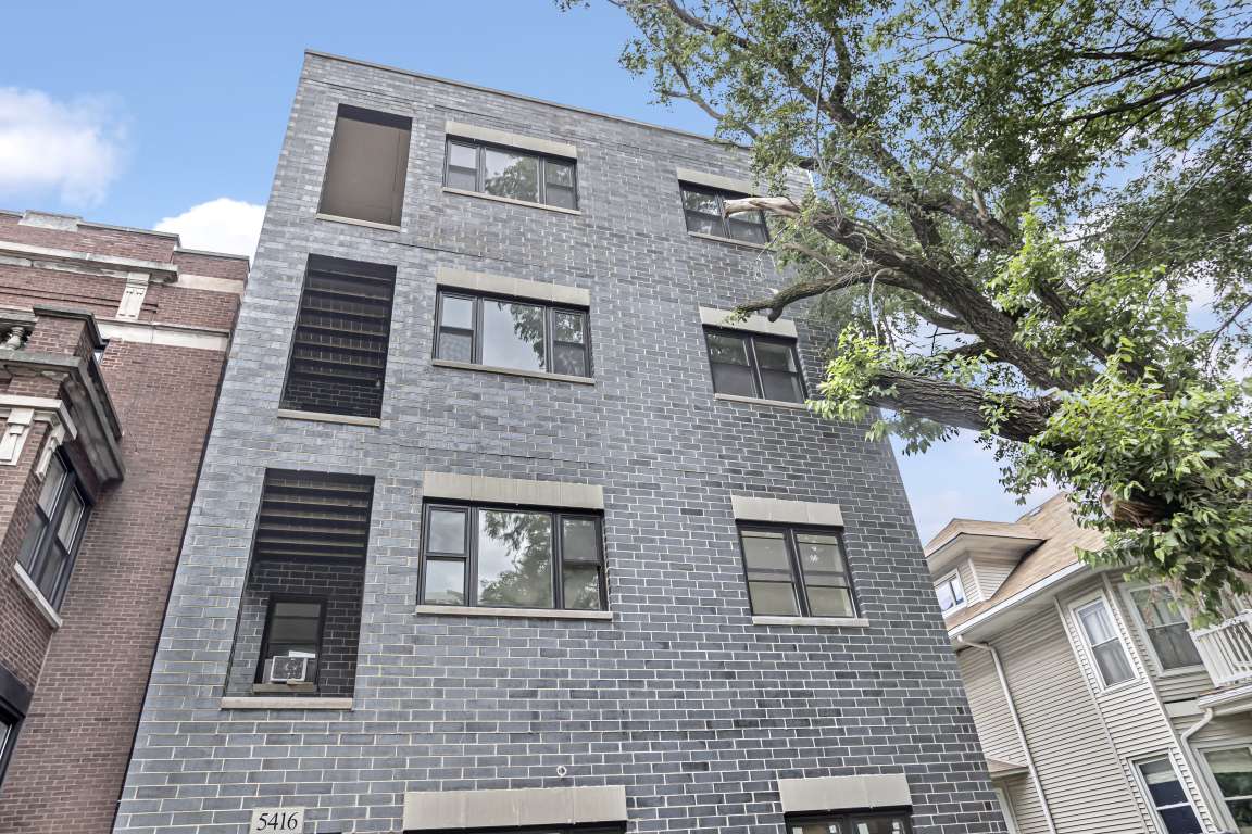 Chicago, IL 60640,5416 N Winthrop AVE #1F
