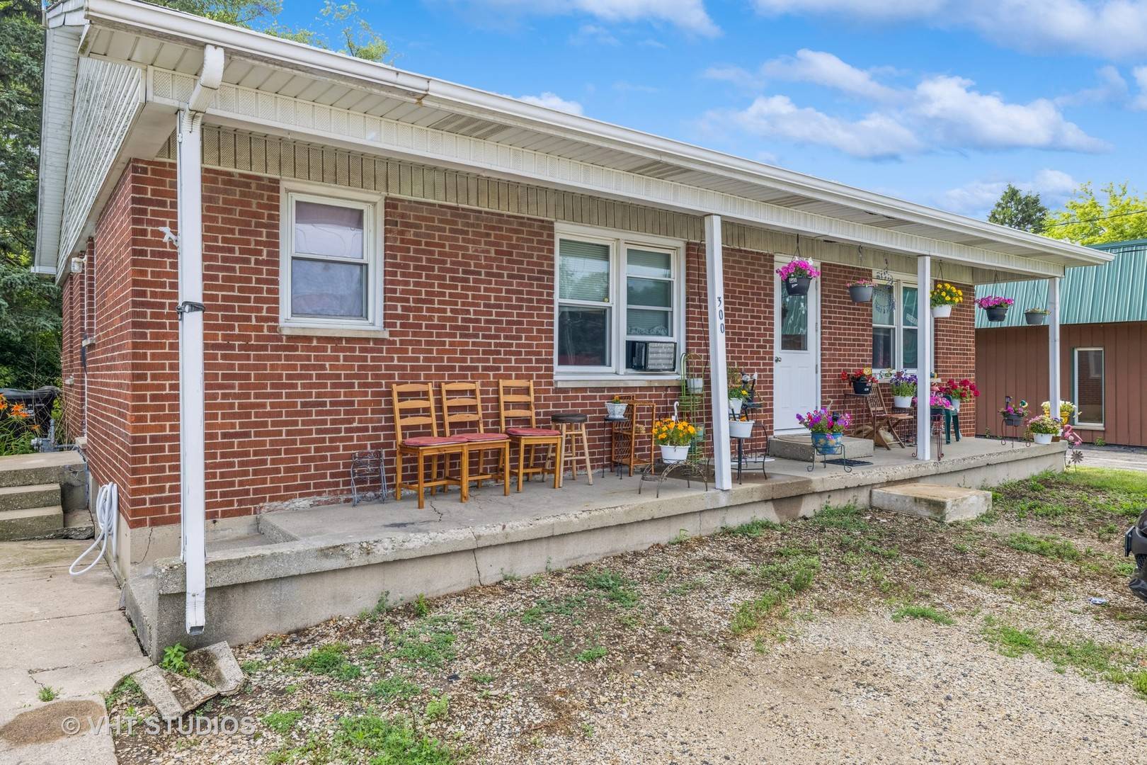 Wauconda, IL 60084,300 Barrington RD