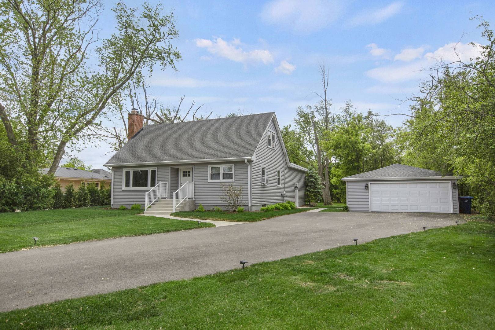Northbrook, IL 60062,4001 Walters AVE