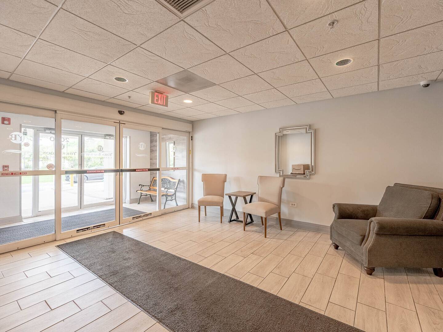 Lombard, IL 60148,2020 Saint Regis DR #506