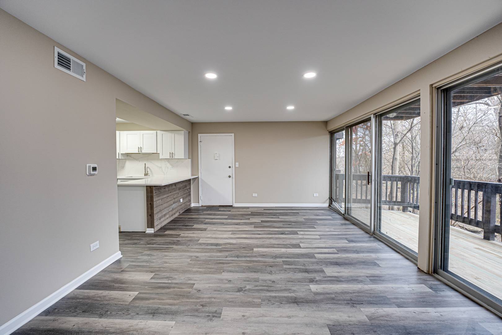 Lisle, IL 60532,5522 E Lake DR #B
