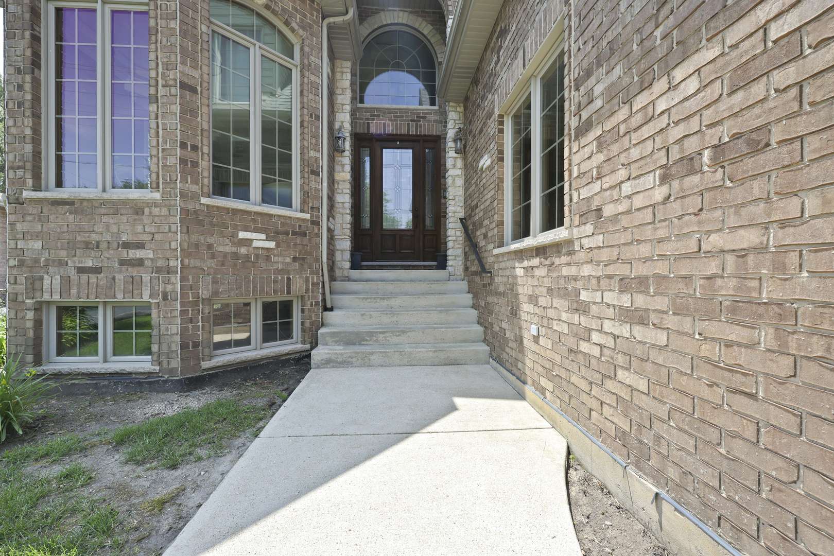 Burbank, IL 60459,6451 W 81st ST