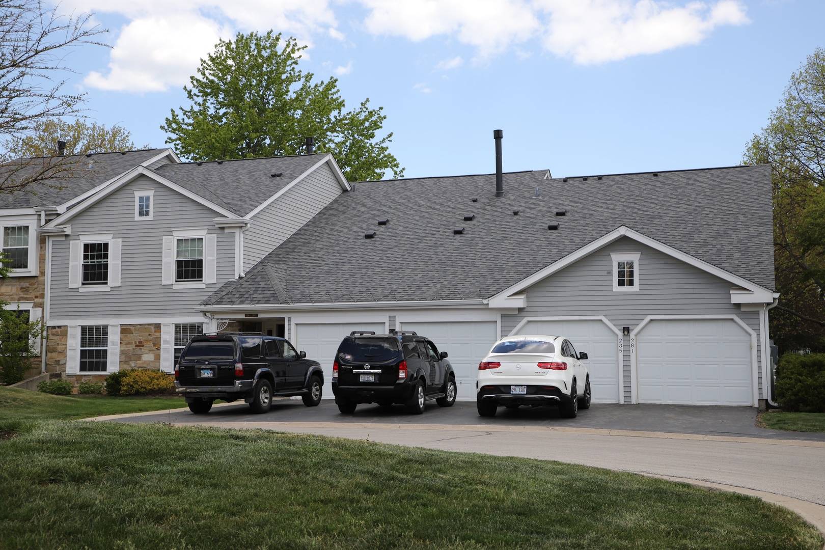 Buffalo Grove, IL 60089,285 ASHLAND CT #1