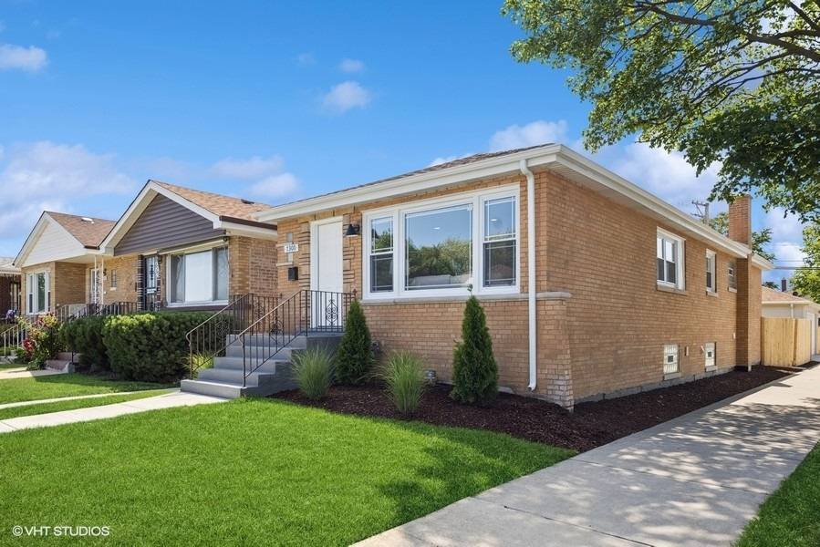 Chicago, IL 60636,7300 S Wolcott AVE