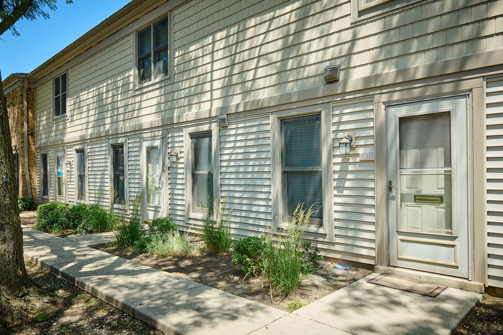 Hoffman Estates, IL 60194,1832 BRISTOL WALK LN #0