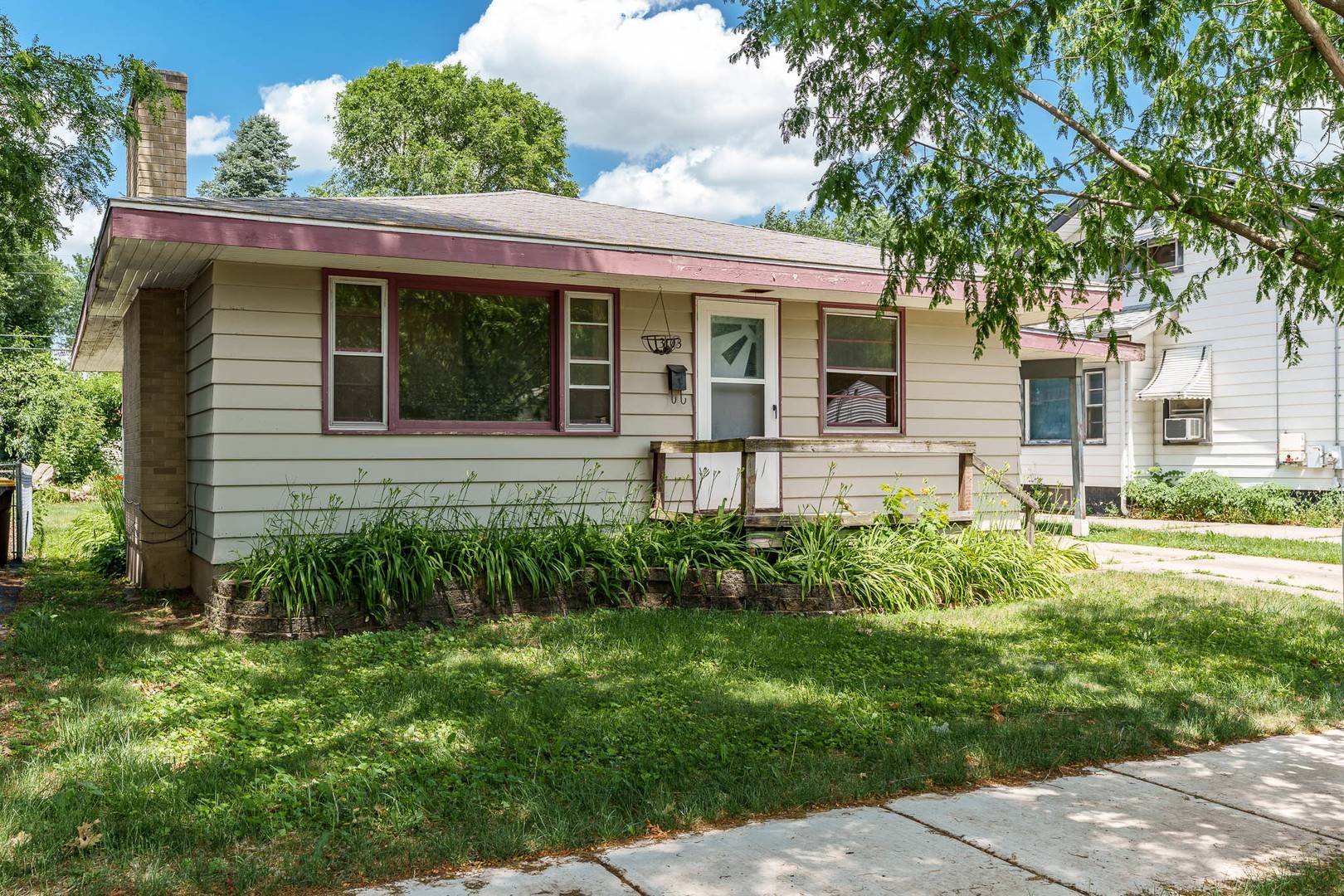 Rockford, IL 61101,3103 Gladstone AVE
