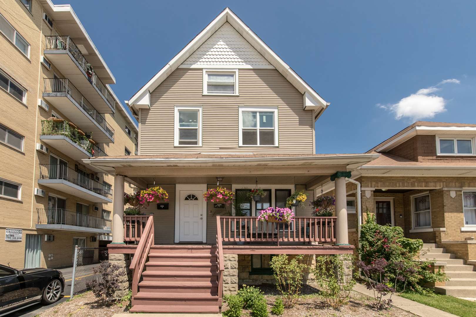 Forest Park, IL 60130,328 Circle AVE #2