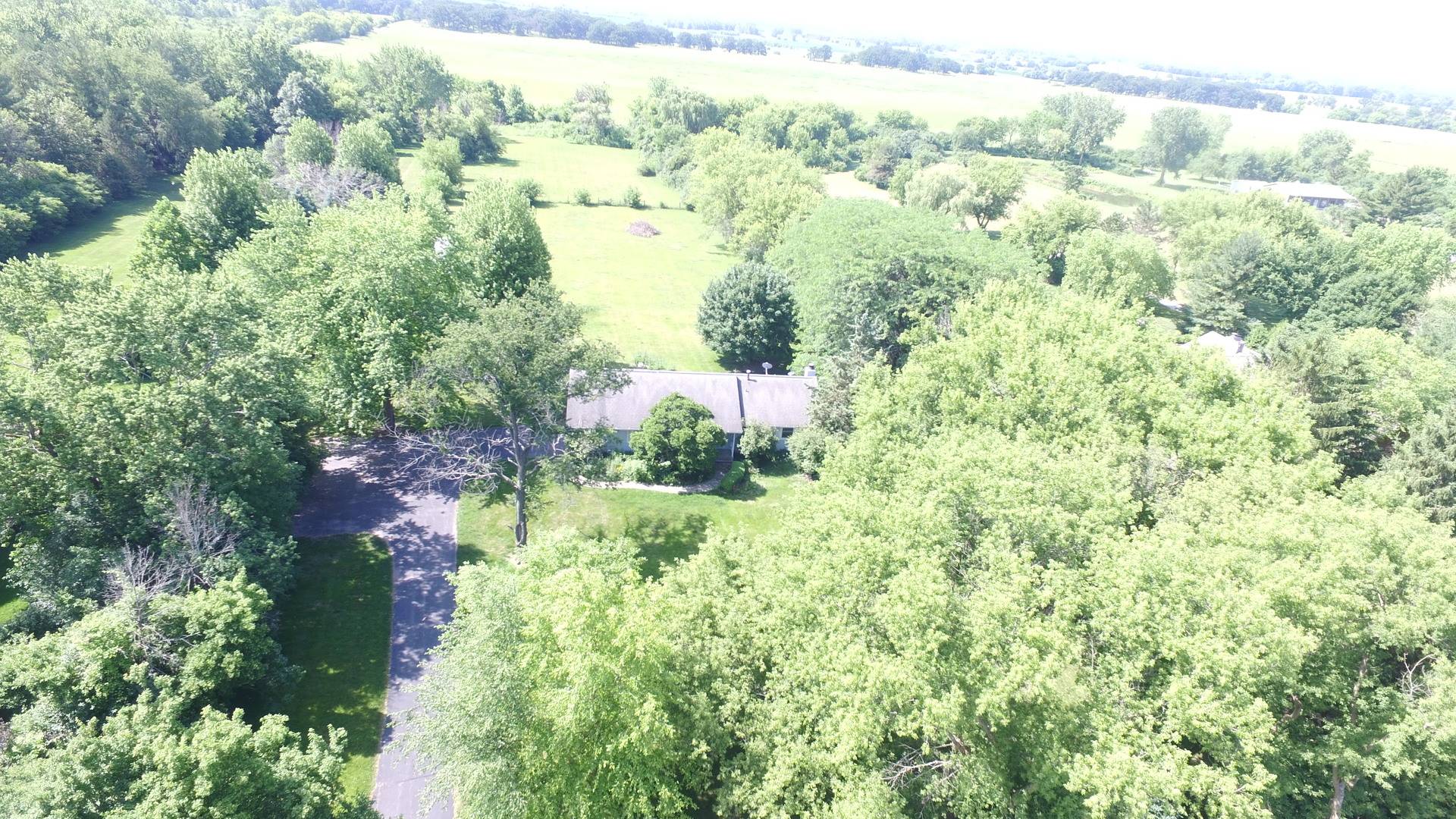 Woodstock, IL 60098,14619 PLEASANT VALLEY RD