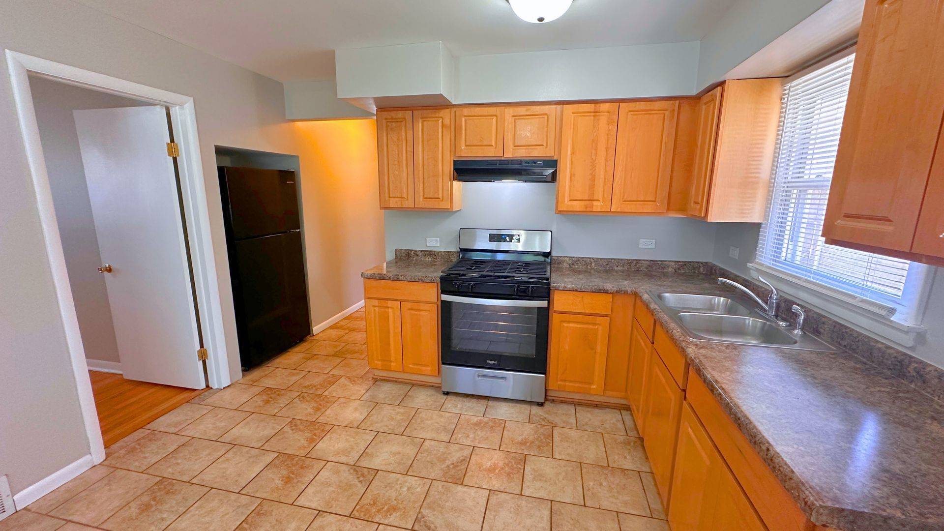 Calumet City, IL 60409,376 Luella AVE
