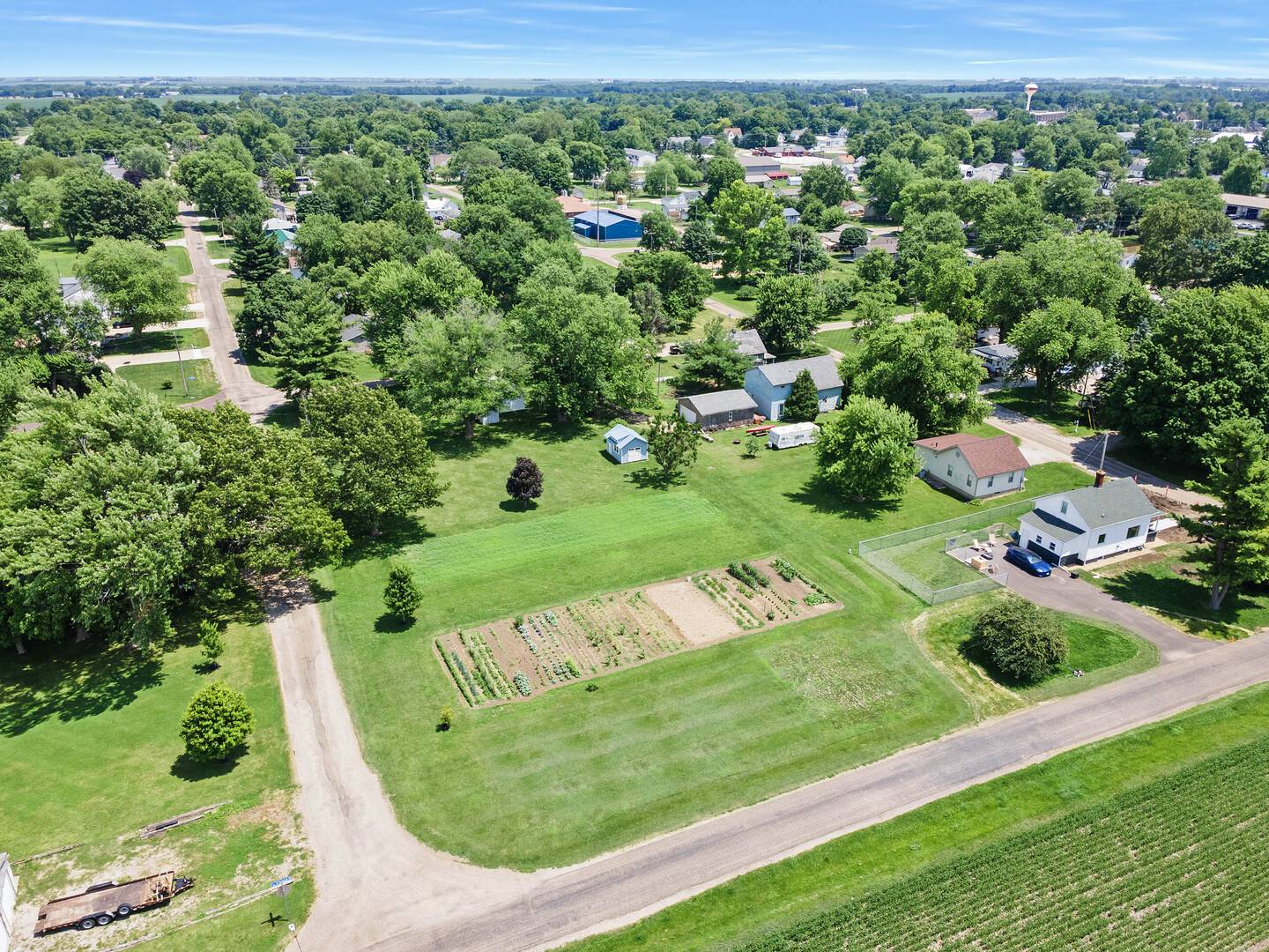 Leroy, IL 61752,230-005 Wayne ST