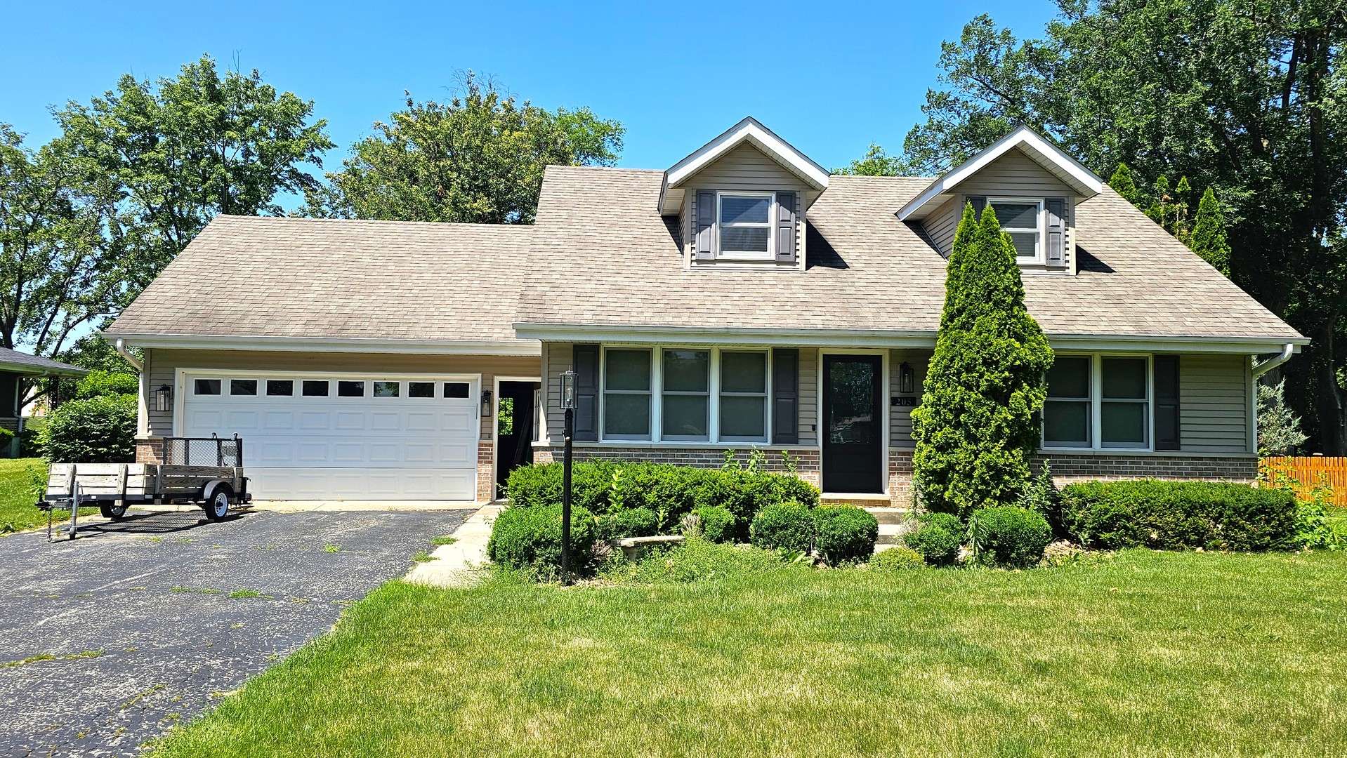 Elwood, IL 60421,205 N Lincoln ST
