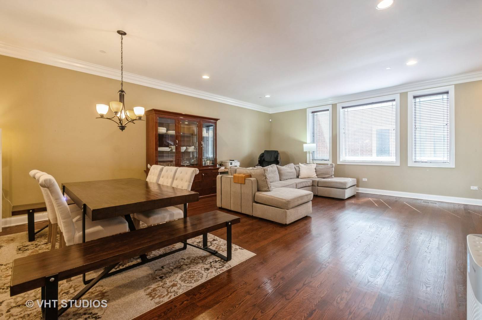Lincolnwood, IL 60712,6531 N Lincoln AVE #6