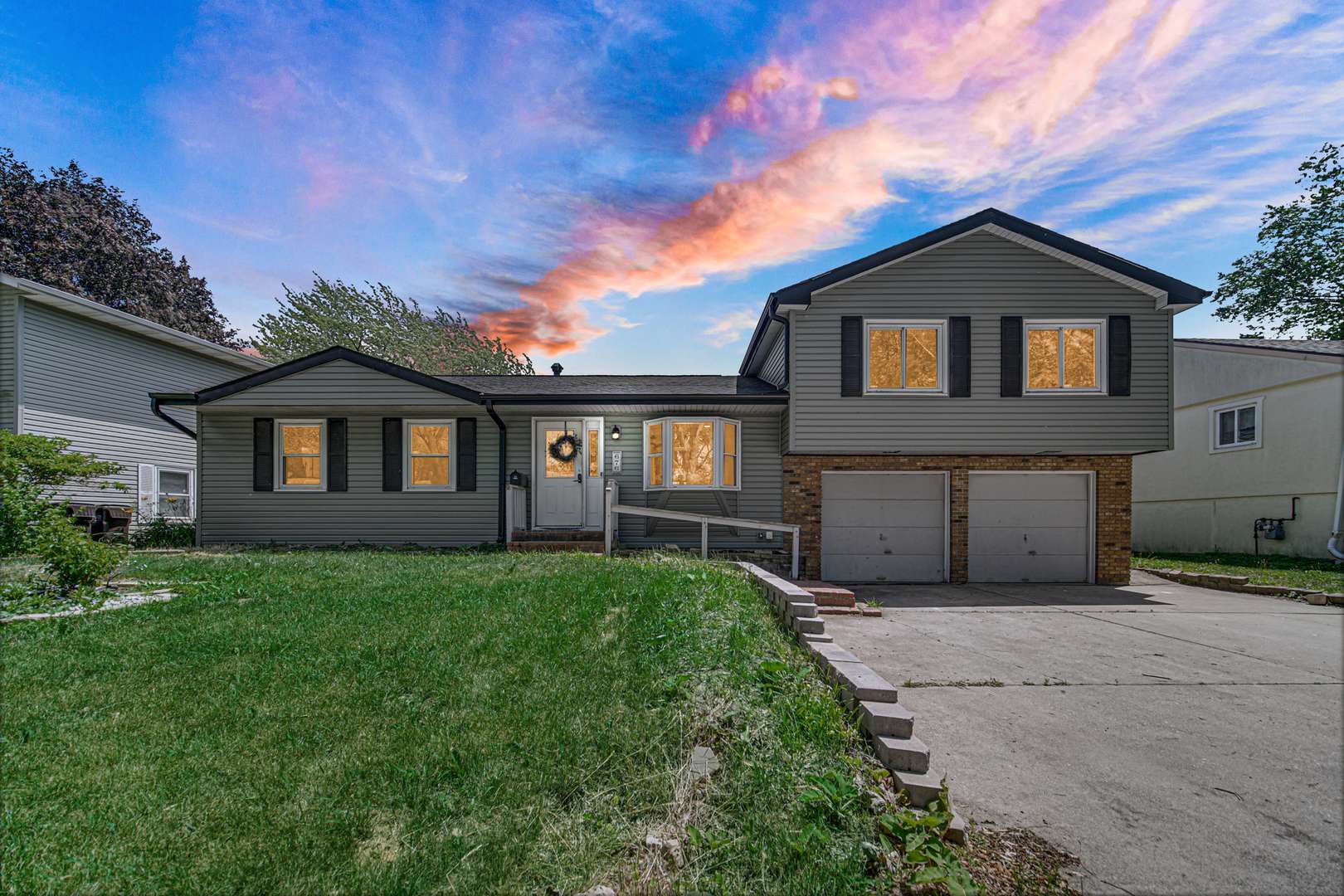 Wauconda, IL 60084,676 Marine DR
