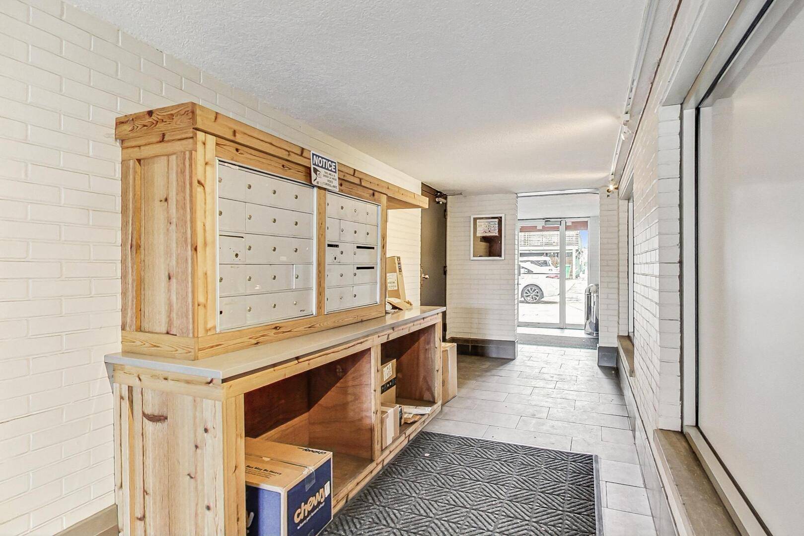 Chicago, IL 60622,1740 N MARSHFIELD AVE #30
