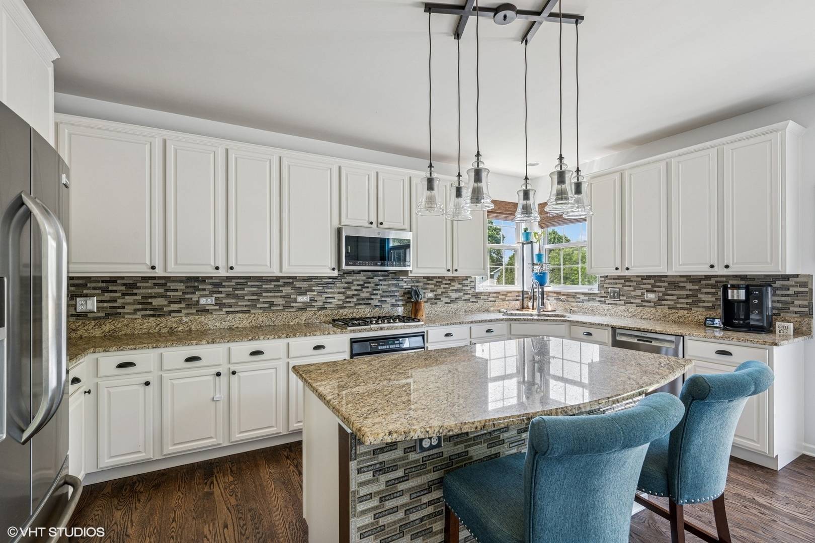Cary, IL 60013,350 Sterling CIR
