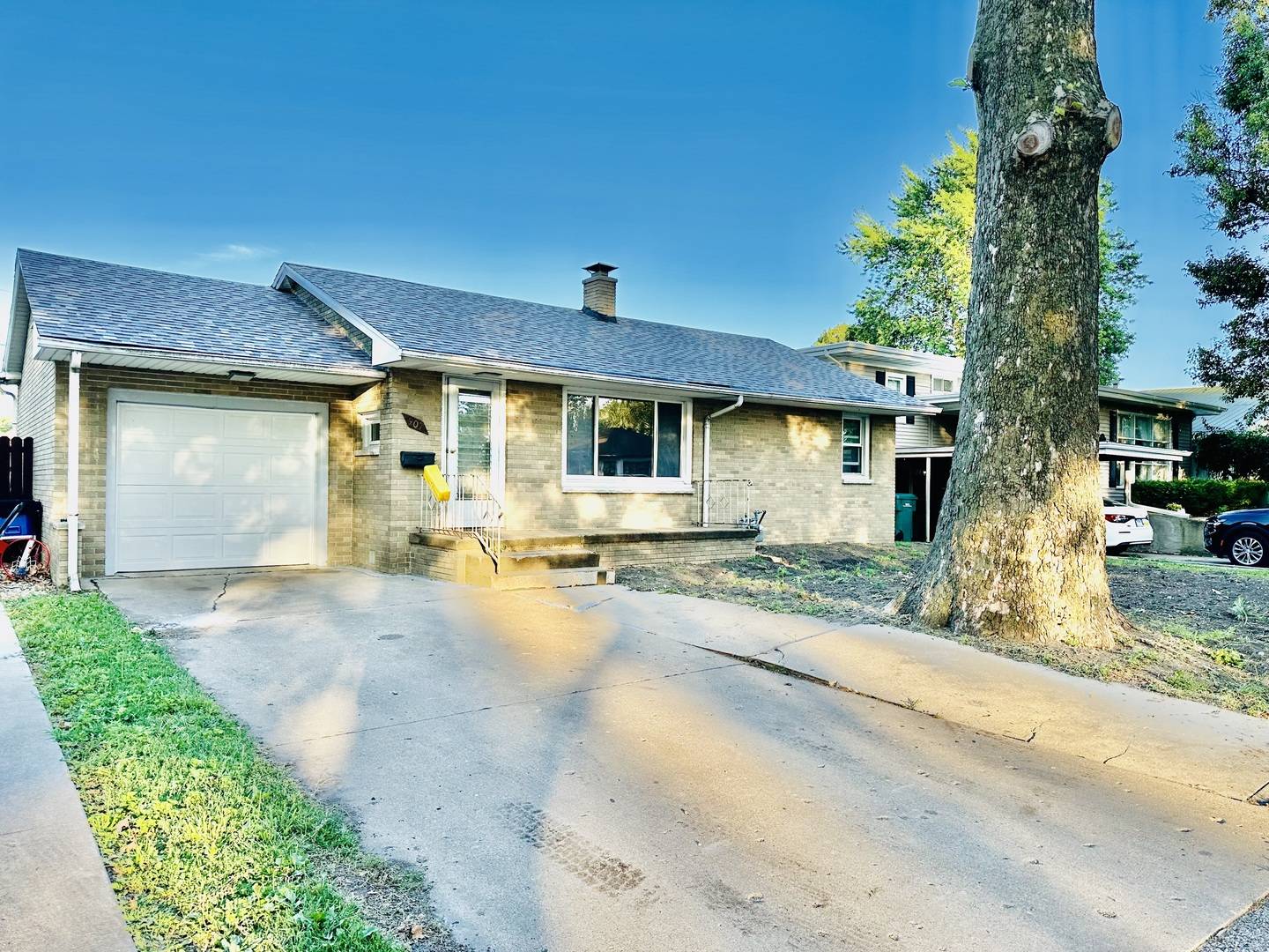 Streator, IL 61364,907 Polk ST