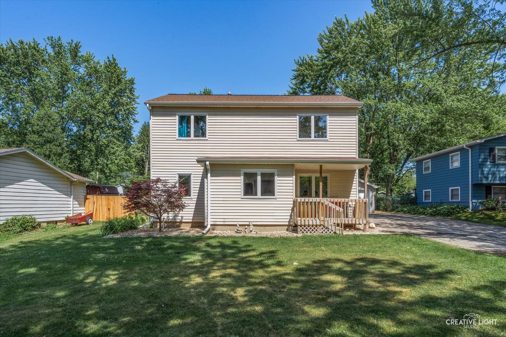 Grayslake, IL 60030,33303 Algonquin DR