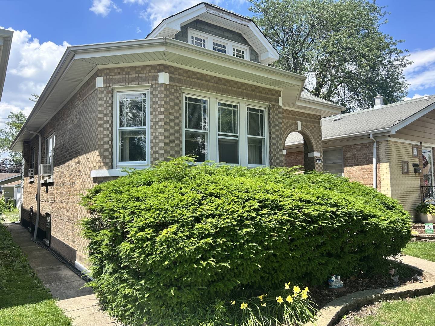 Berwyn, IL 60402,3612 East AVE