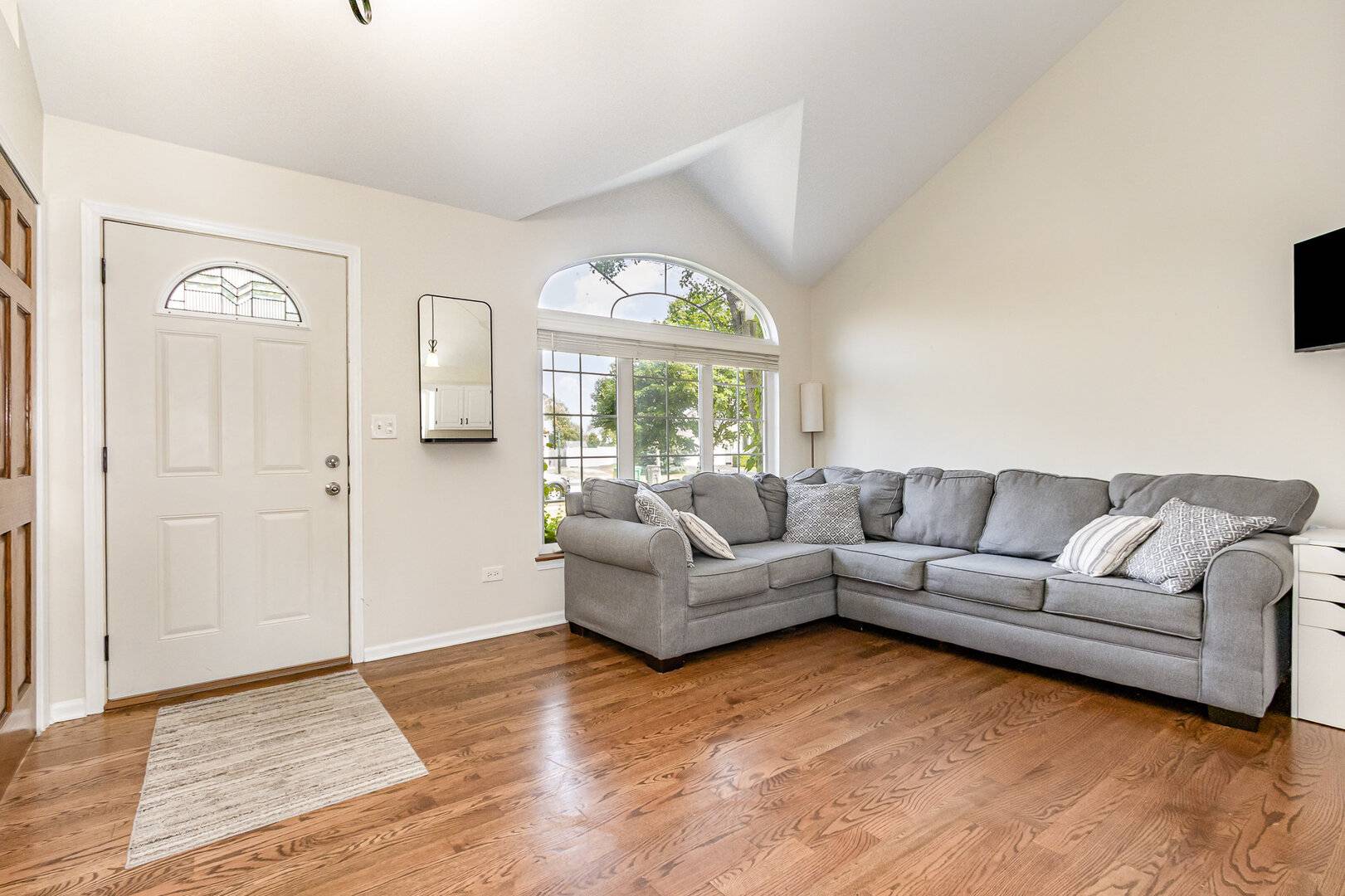 Lockport, IL 60441,16521 W Delaware DR