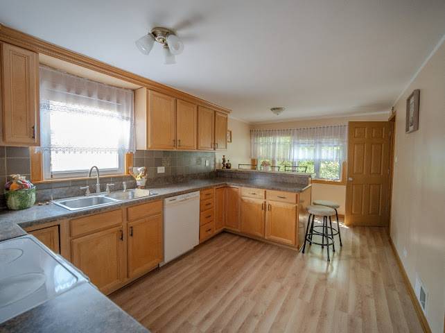Burbank, IL 60459,7806 S NEENAH AVE S