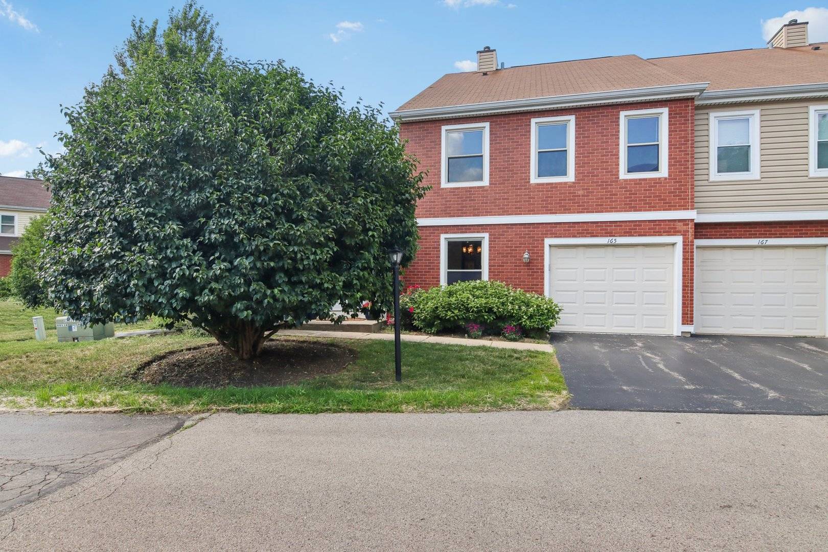 Palatine, IL 60074,165 S Stonington DR