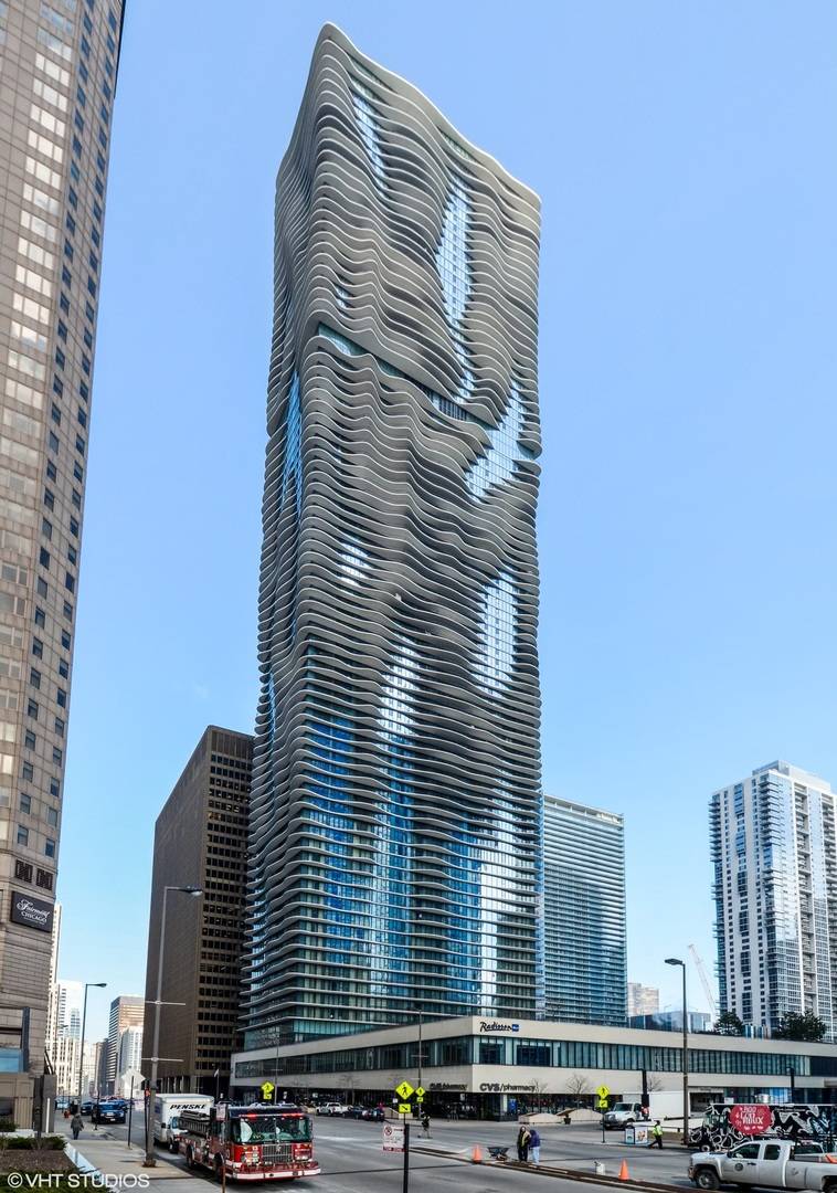 Chicago, IL 60601,225 N Columbus DR #5703