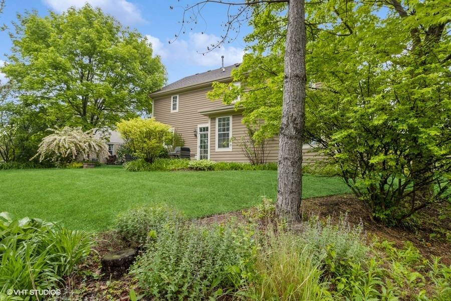 Hawthorn Woods, IL 60047,5 N Chestnut CT