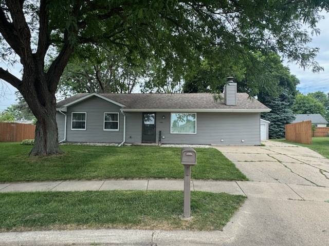 Sterling, IL 61081,1504 E 24th PL