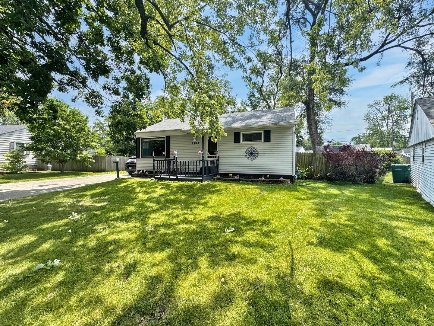 Joliet, IL 60435,1304 Dellmar AVE